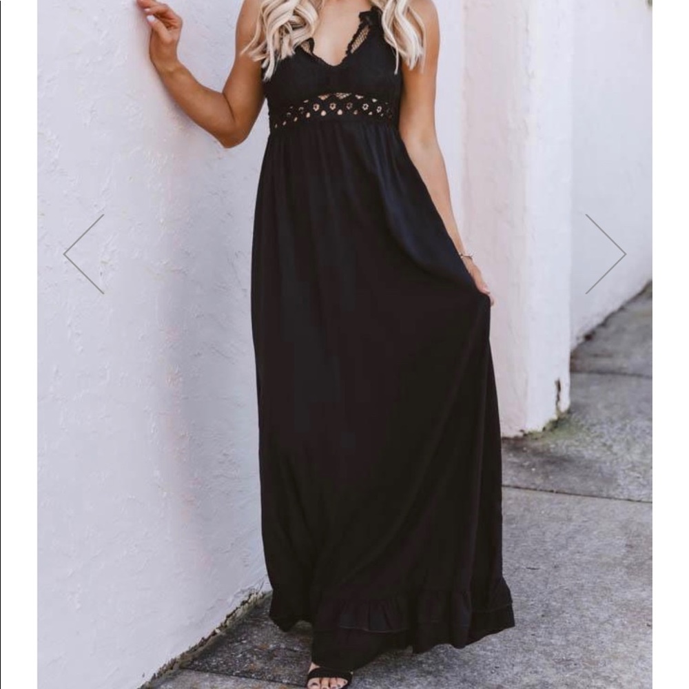 Black lace Maxi Dress NWT size medium